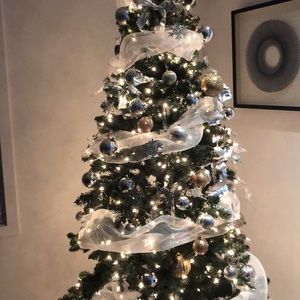 Meet your Posher, Simone